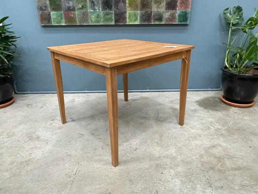 Pearl square table